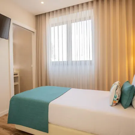 Апартаменты Vybe Centro