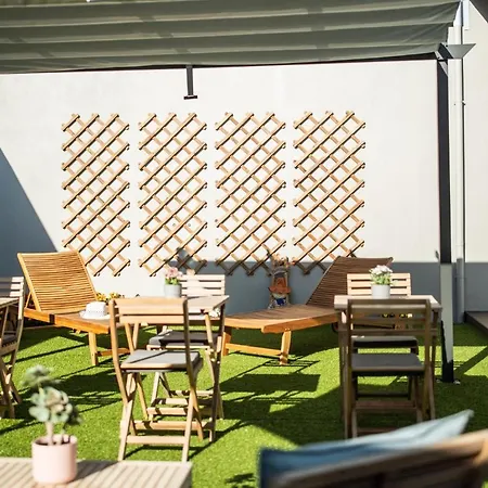 Vybe Centro Апартаменты *