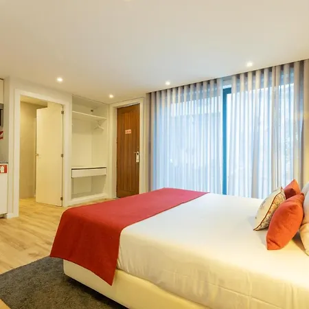 Vybe Centro Апартаменты *